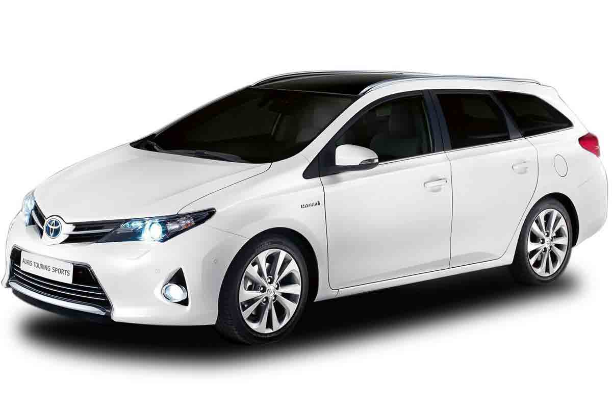 Airport Transfers in Egham, Estate Cars